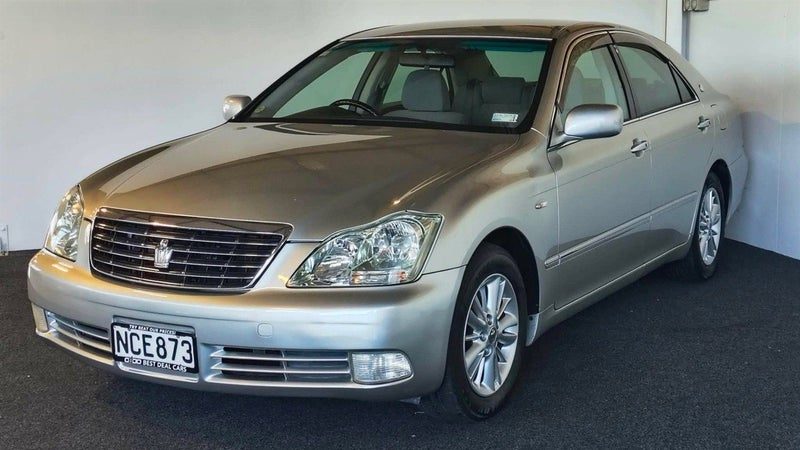 2004 Toyota Crown, photo 3