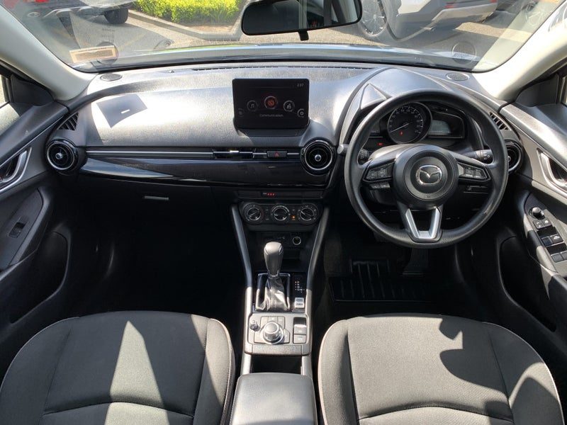 2024 Mazda CX-3 GLX, photo 2