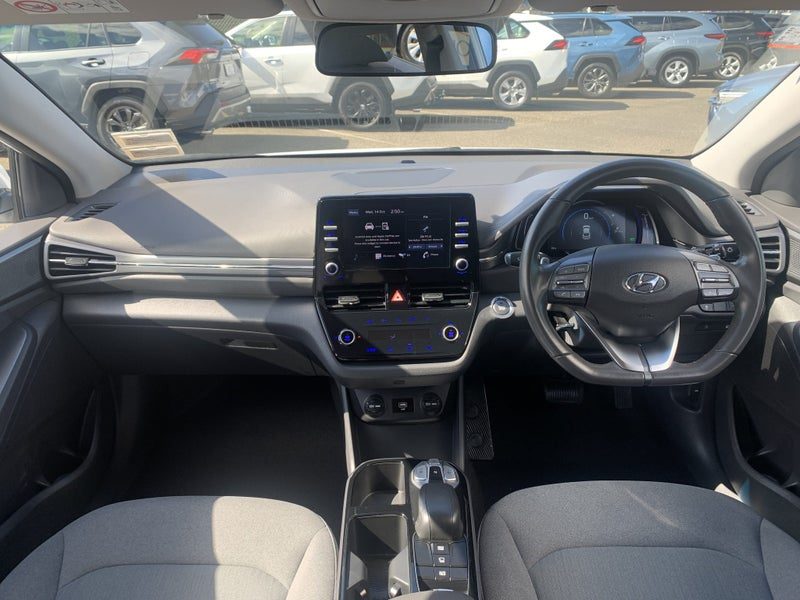 2022 Hyundai IONIQ Electric, photo 2