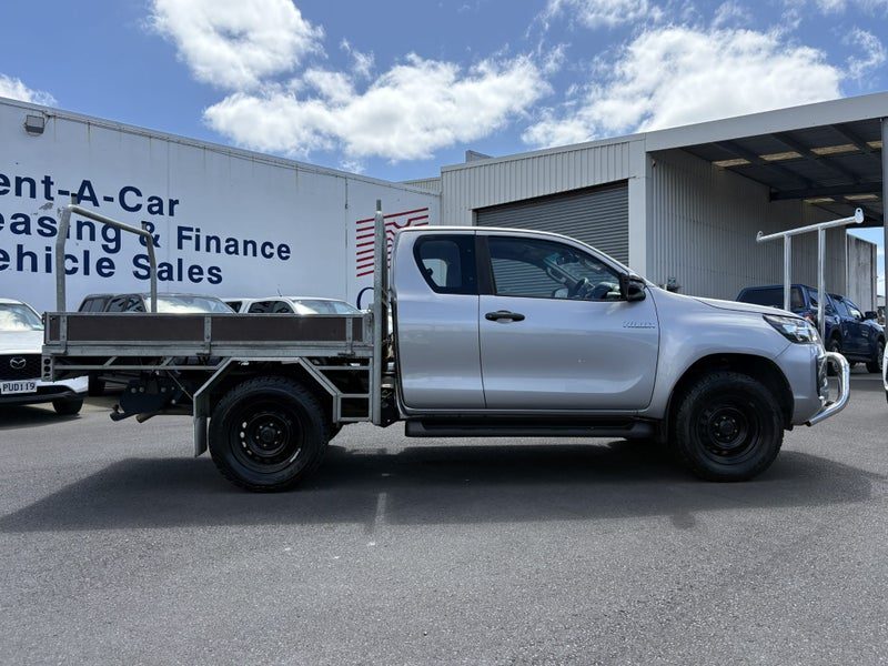 2020 Toyota Hilux SR Extra Cab 2WD, photo 3