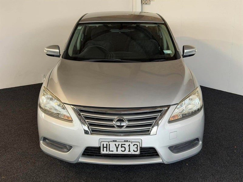 2014 Nissan Pulsar ST, photo 2
