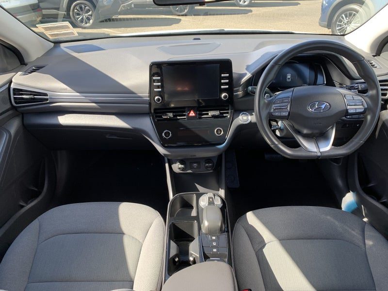2022 Hyundai IONIQ Electric, photo 2
