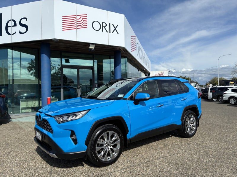 2022 Toyota RAV4 Limited FWD