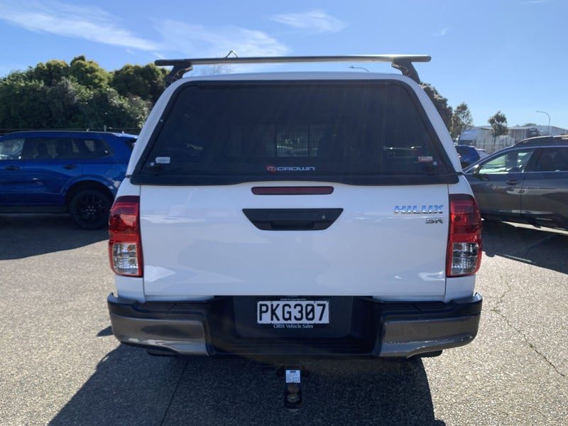 2022 Toyota Hilux SR Extra Cab 2WD, photo 3