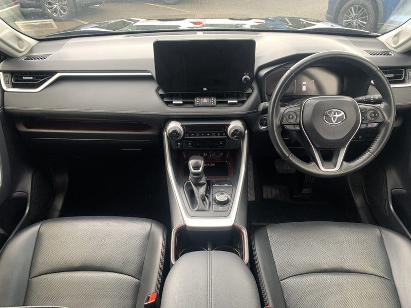 2024 Toyota RAV4 Limited Hybrid, photo 2