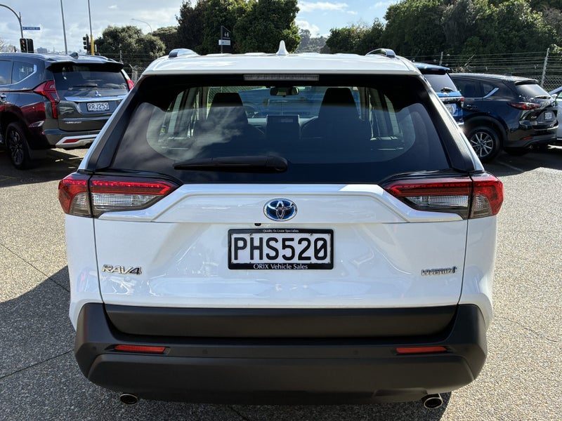 2022 Toyota RAV4 GX Hybrid, photo 3