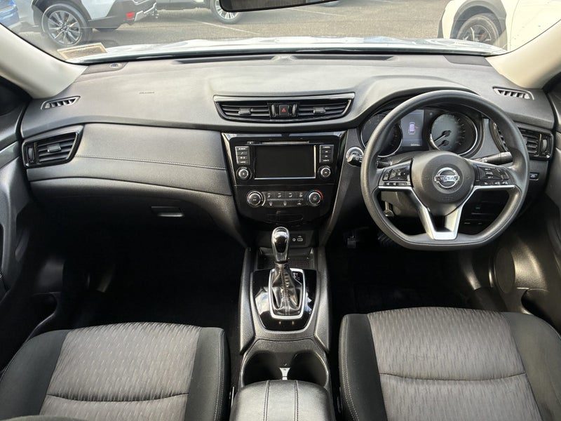2022 Nissan X-Trail ST 2WD (7 seat), photo 2