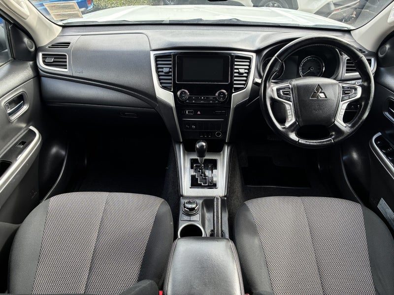 2022 Mitsubishi Triton GLX-R 4WD, photo 2