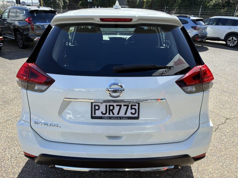 2022 Nissan X-Trail ST 2WD (7 seat), photo 2