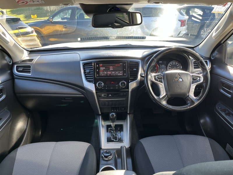 2021 Mitsubishi Triton GLX-R 4WD, photo 2