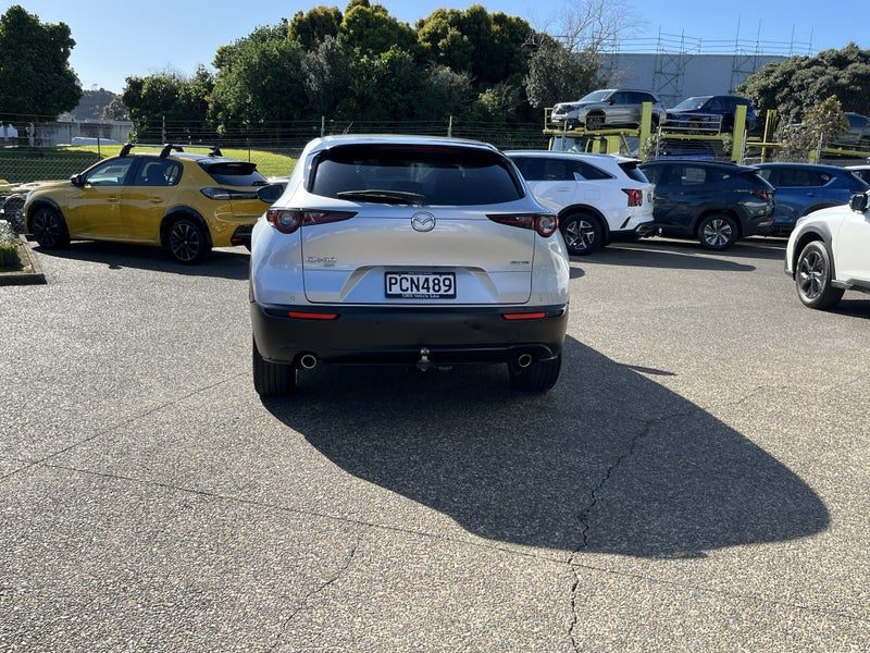 2022 Mazda CX-30 GTX, photo 3