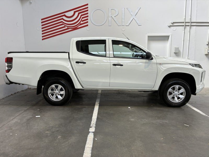 2022 Mitsubishi Triton GLX Double Cab Wellside 2WD, photo 2