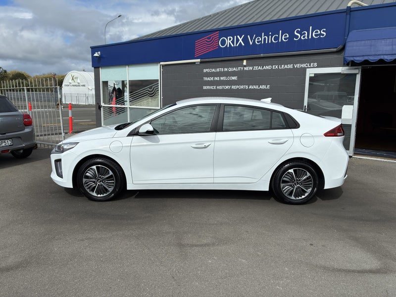 2023 Hyundai IONIQ Plug-in Hybrid, photo 2