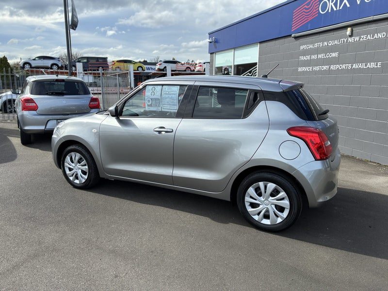 2019 Suzuki Swift GL, photo 3