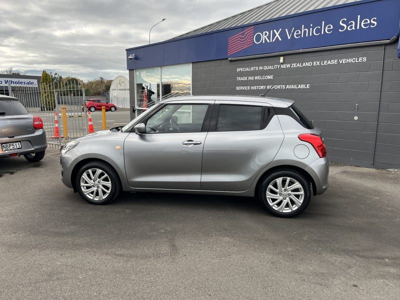2021 Suzuki Swift GLX Hybrid, photo 2