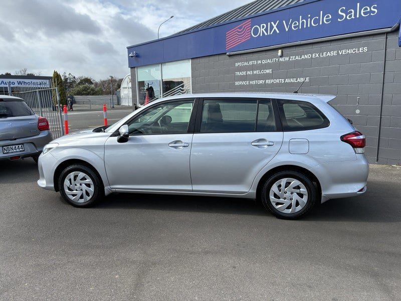 2018 Toyota Corolla GX, photo 2