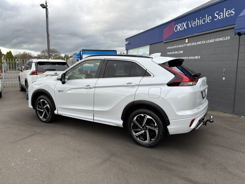 2022 Mitsubishi Eclipse Cross VRX 4WD PHEV, photo 3