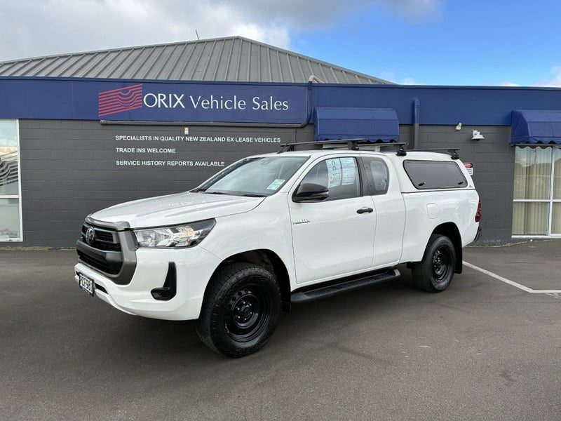 2022 Toyota Hilux SR Extra Cab 2WD