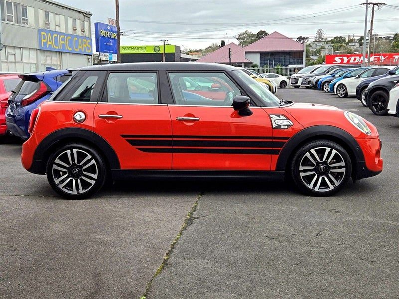 2020 MINI Cooper S, photo 2