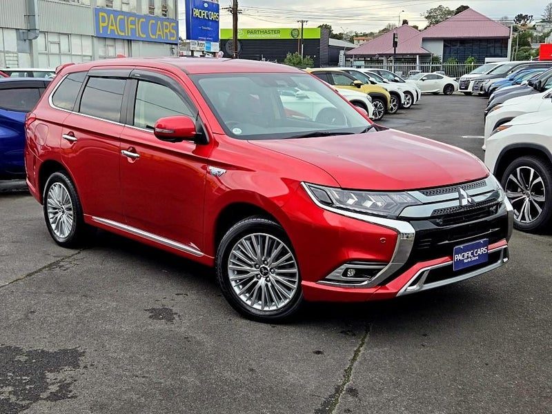 2018 Mitsubishi Outlander G 5 Seater