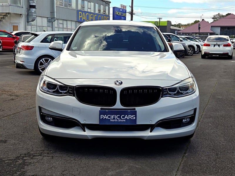 2015 BMW 335i, photo 3