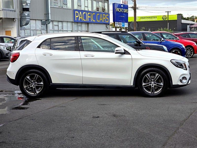 2018 Mercedes-Benz GLA 220, photo 2