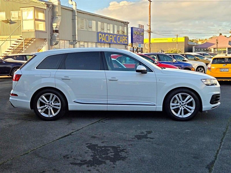 2017 Audi Q7 S Line 7 Seater, photo 2