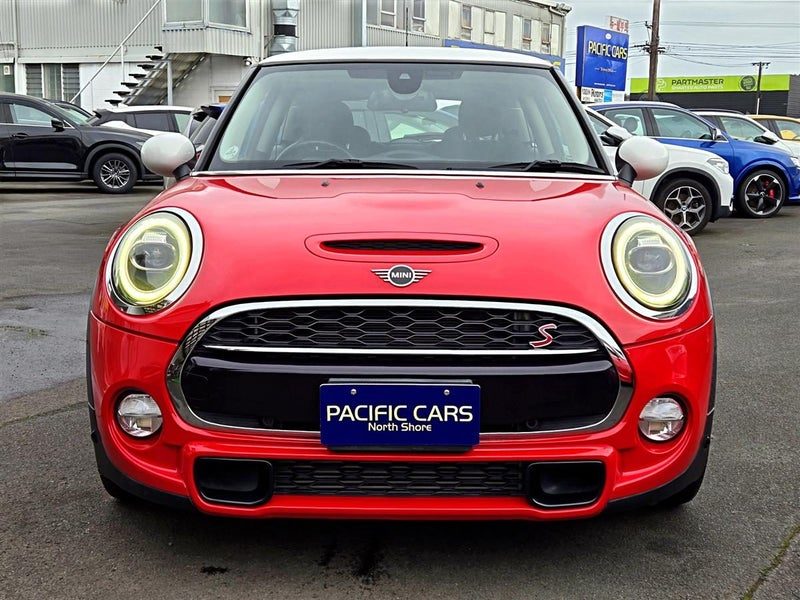 2019 MINI Cooper S *Facelift *Safety Features, photo 3