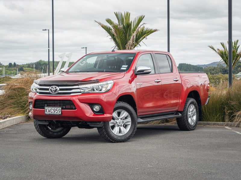 2017 Toyota Hilux SR5