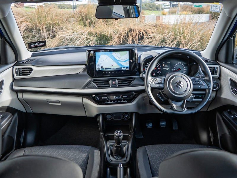2026 Suzuki Swift GLS Hybrid, photo 2