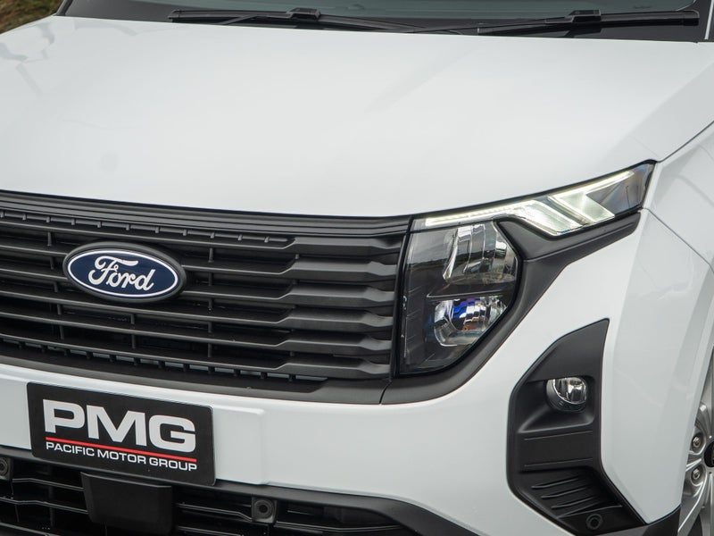 2026 Ford Transit Courier Trend FWD 7A, photo 3