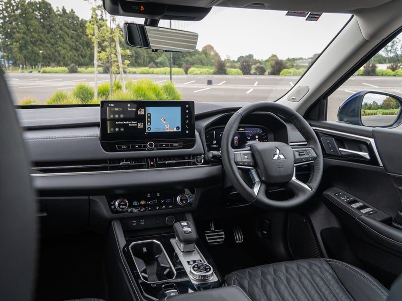 2026 Mitsubishi Outlander PHEV VRX 2.4 4WD Auto, photo 2