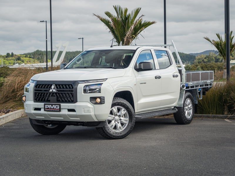 2026 Mitsubishi Triton GLX