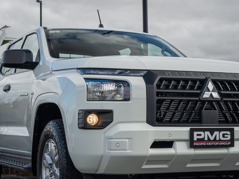 2026 Mitsubishi Triton GLX, photo 3