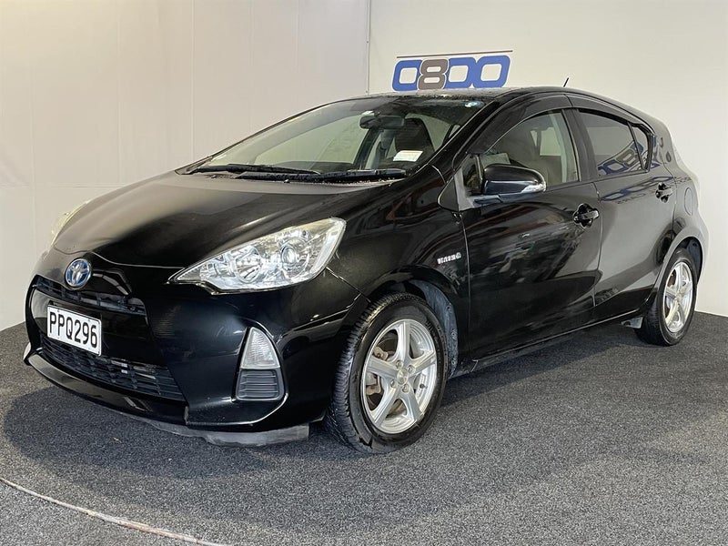 2012 Toyota Aqua HYBRID G, photo 3