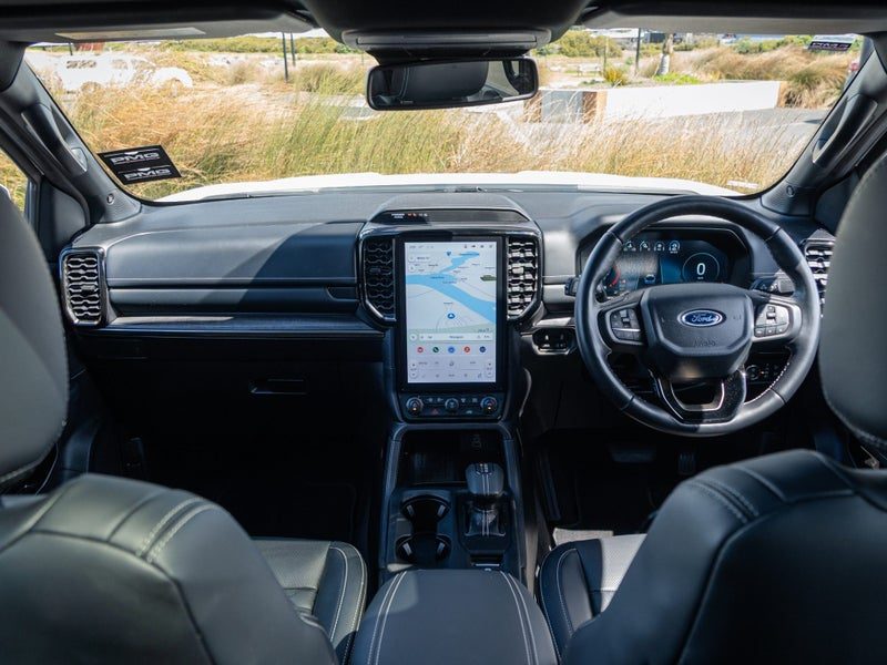 2026 Ford Everest Platinum, photo 3