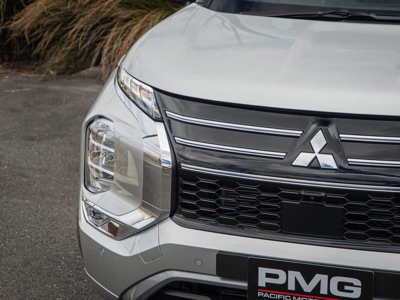 2026 Mitsubishi Outlander VRX 2.5 2WD Auto, photo 3