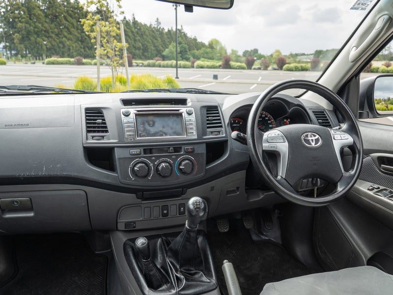 2014 Toyota Hilux 4x4 3.0D Manual, photo 3