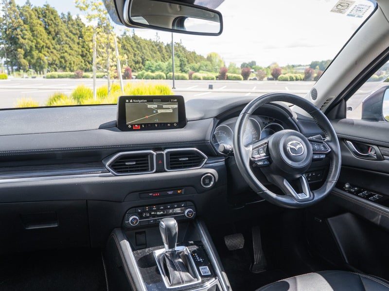 2021 Mazda CX-5 LTD AWD, photo 3