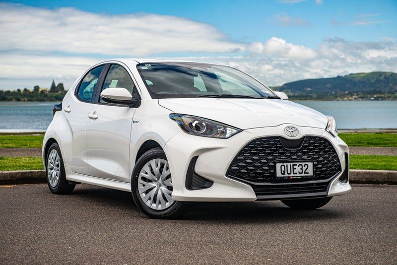 2024 Toyota Yaris GX 1.5P Hybrid