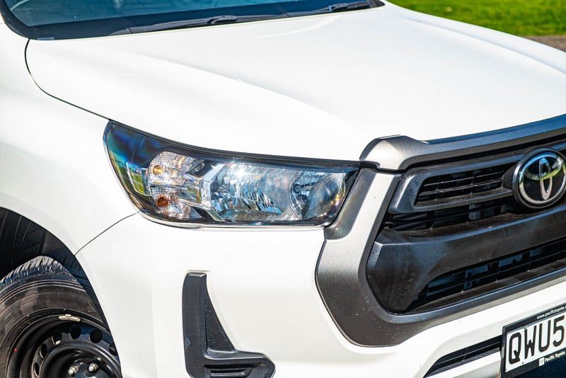 2024 Toyota Hilux SR 2.8DT Hybrid 6AT 4WD, photo 2