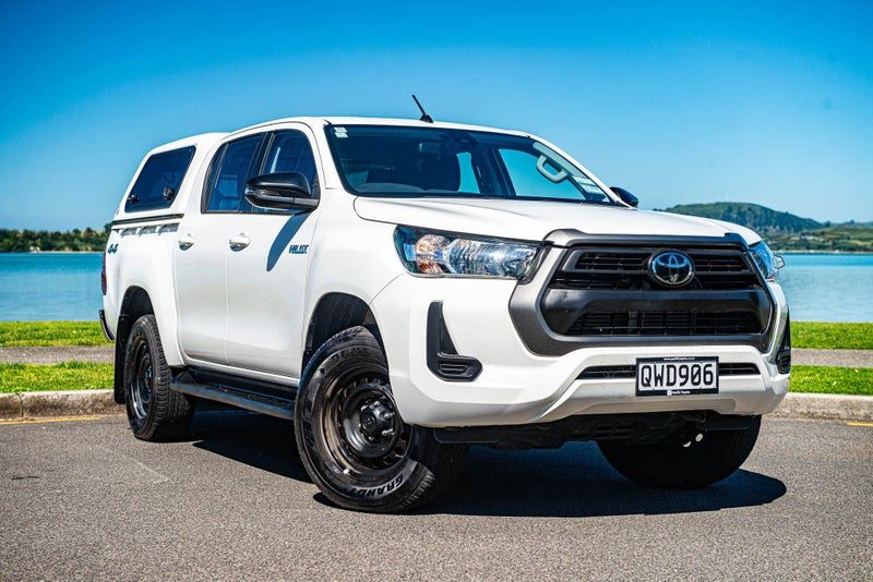 2024 Toyota Hilux SR 2.8DT Hybrid 6AT 4WD