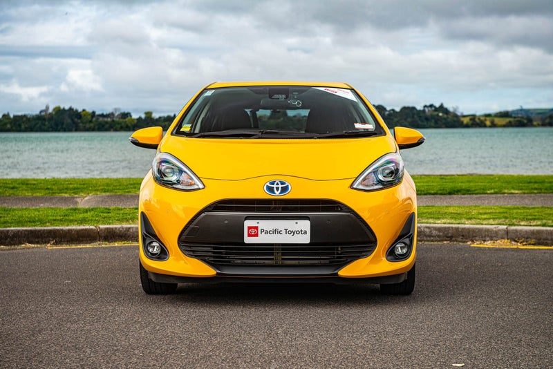 2018 Toyota Aqua 1.5 Hybrid, photo 2