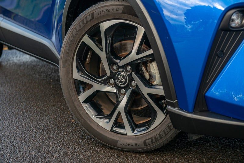2019 Toyota C-HR G spec 1.8 Hybrid, photo 3
