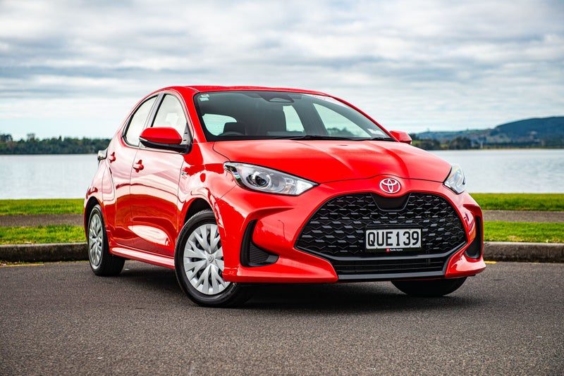 2024 Toyota Yaris GX