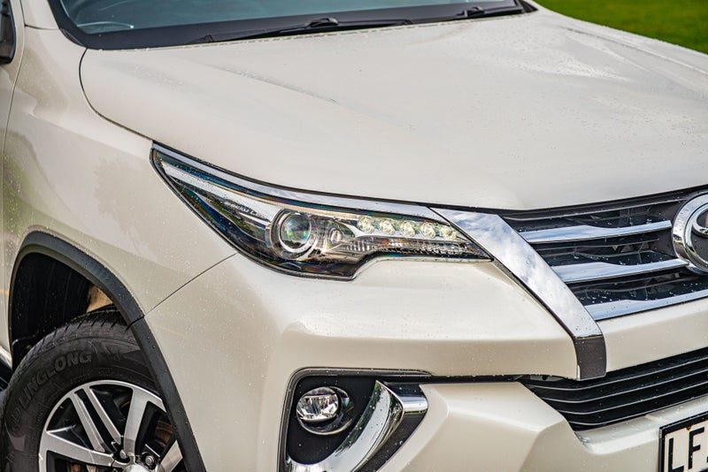 2018 Toyota Fortuner Limited, photo 2