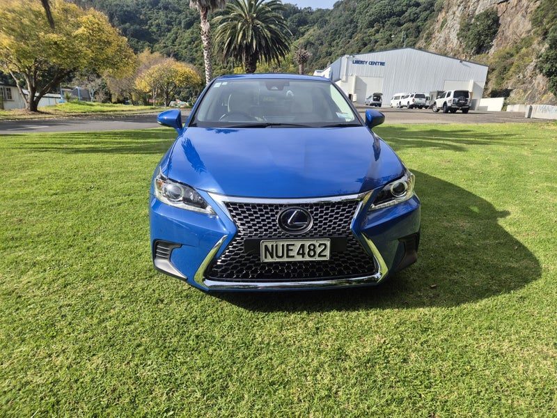 2021 Lexus CT 200h 1.8P Hybrid, photo 2
