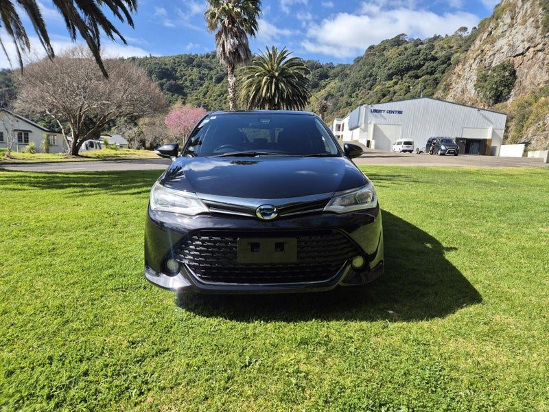 2015 Toyota Corolla Fielder 1.5 Hybrid G WxB, photo 2