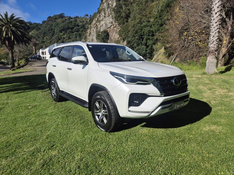 2023 Toyota Fortuner GXL 2.8DT 4WD 7-seater, photo 3