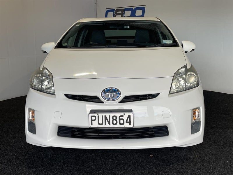 2011 Toyota Prius Hybrid, photo 2